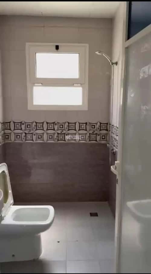 Apartment with 4 Bedrooms Al Shooalah, Aldammam