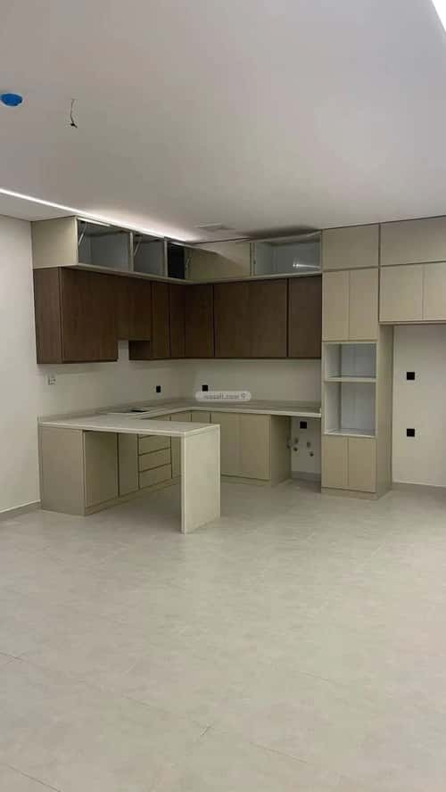 شقة ب 4 غرف البحر، الخبر