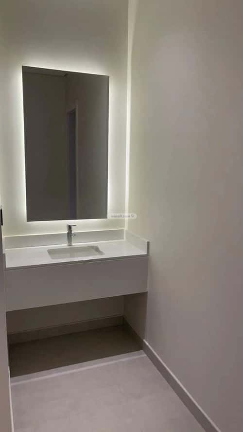 شقة ب 4 غرف البحر، الخبر