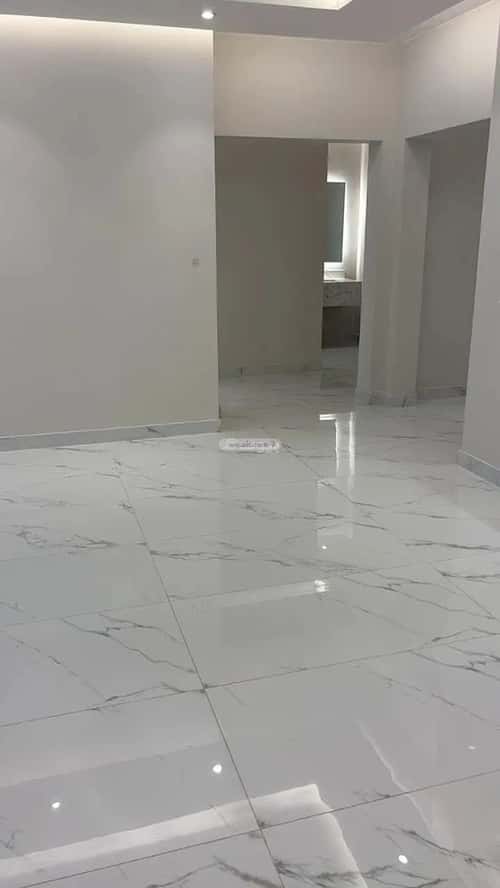 Apartment with 4 Bedrooms Al Shooalah, Aldammam