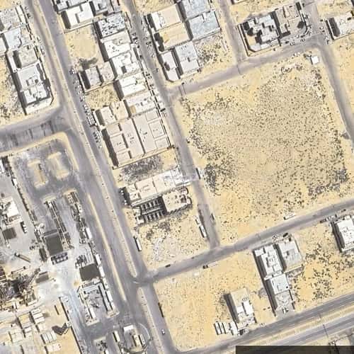 عمارة 1200 متر مربع واجهة شمالية حي البساتين - بقيق، بقيق