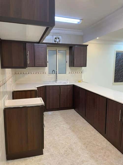 Apartment with 3 Bedrooms Al Khozama, Khobar