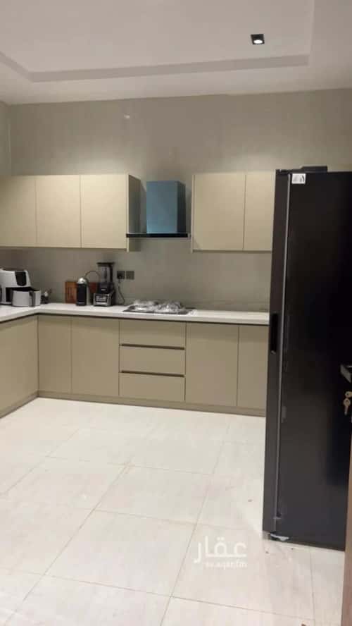 Floor 215 SQM with 3 Bedrooms Okaz, South Riyadh, Riyadh