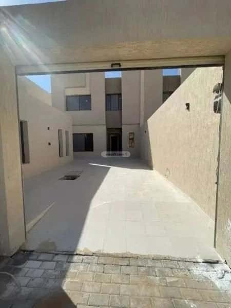 Villa 250 SQM Facing East with 4 Bedrooms King Khalid Int.Airport, North Riyadh, Riyadh
