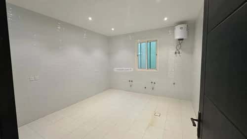 فيلا 312 متر مربع شرقية على شارع 18م النظيم، شرق الرياض، الرياض