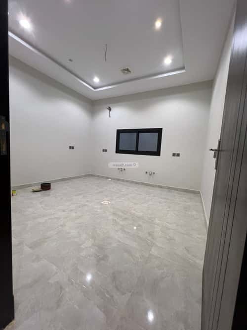 فيلا 348 متر مربع غربية على شارع 16م الصالحية، شرق جدة، جدة