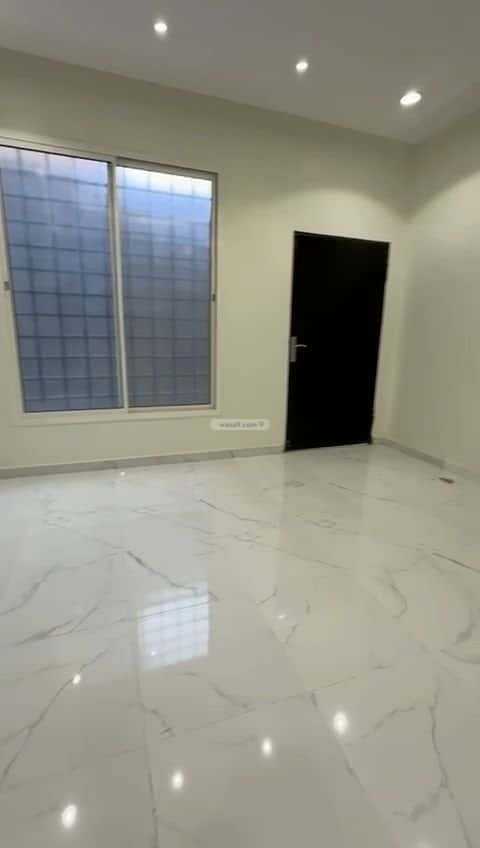 فيلا 291 متر مربع غربية على شارع 25م البيان، شرق الرياض، الرياض