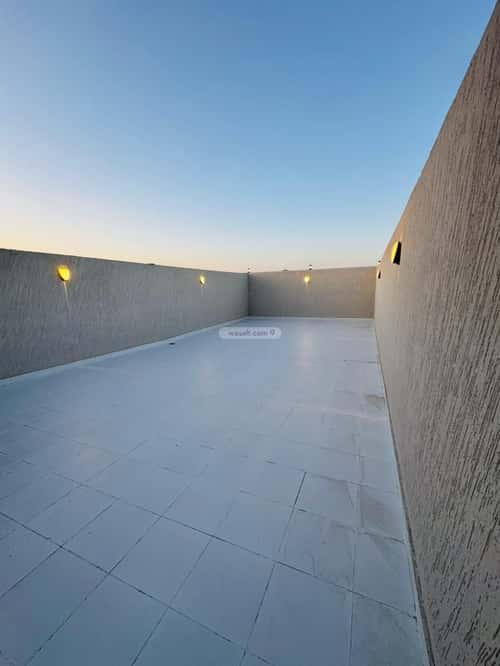 فيلا 380 متر مربع شرقية على شارع 20م الرحاب، الطائف