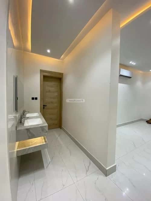 فيلا 200 متر مربع واجهة جنوبية ب 6 غرف العريجاء الغربي، غرب الرياض، الرياض