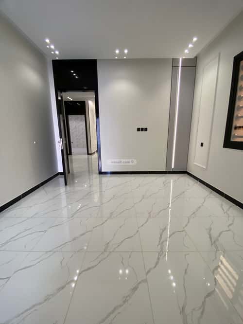 فيلا 381 متر مربع شرقية على شارع 20م الرحاب، الطائف