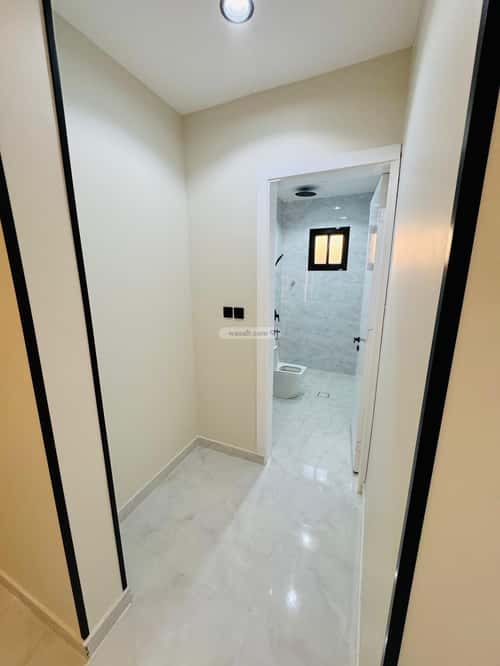 فيلا 355 متر مربع شرقية على شارع 20م الرحاب، الطائف