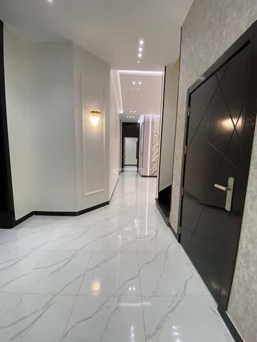 فيلا 381 متر مربع شرقية على شارع 20م الرحاب، الطائف