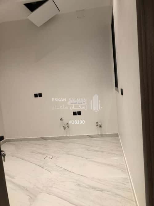 Floor 154 SQM with 6 Bedrooms Al-Maizaliyah, East Riyadh, Riyadh