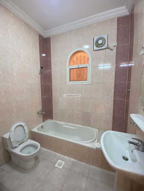 شقة ب 5 غرف القيم الأعلى، الطائف