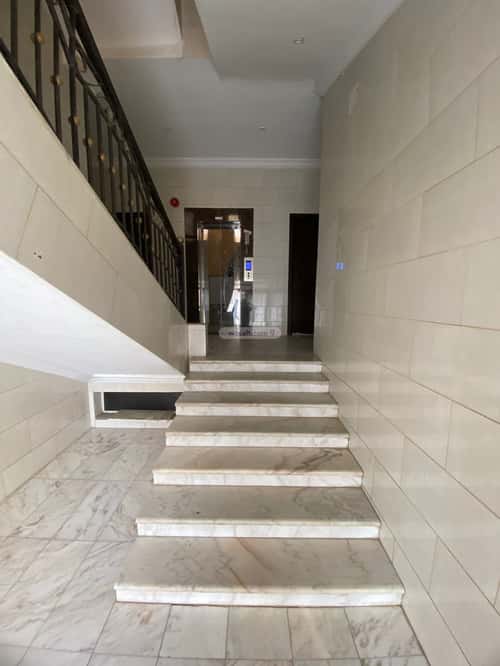 شقة ب 5 غرف القيم الأعلى، الطائف