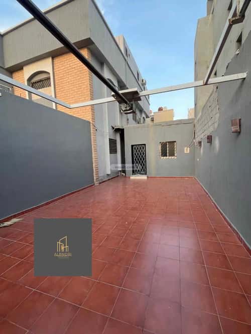 فيلا 500 متر مربع شرقية على شارع 25م الملك فيصل، شرق الرياض، الرياض