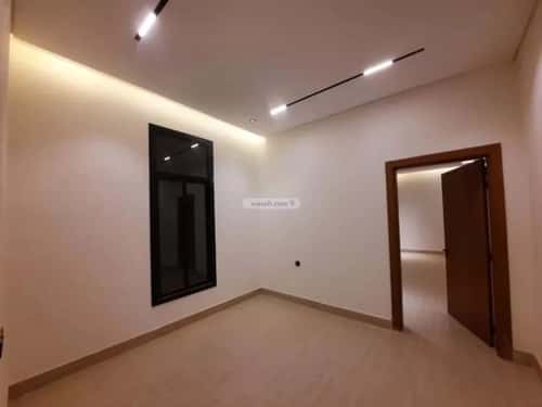 Floor 206 SQM with 5 Bedrooms Dahiat Namar, West Riyadh, Riyadh