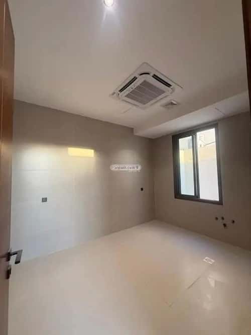 6 bedroom villa in Al Mahdiyyah