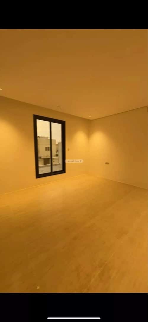 فيلا 250 متر مربع شمالية على شارع 20م السويدي، غرب الرياض، الرياض