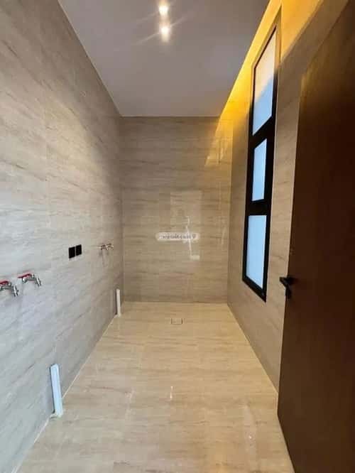 4 bedroom villa in Al Mahdiyyah