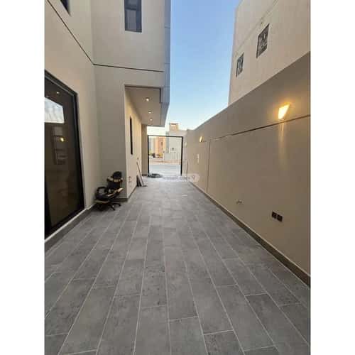 5 bedroom villa in Al Mahdiyyah