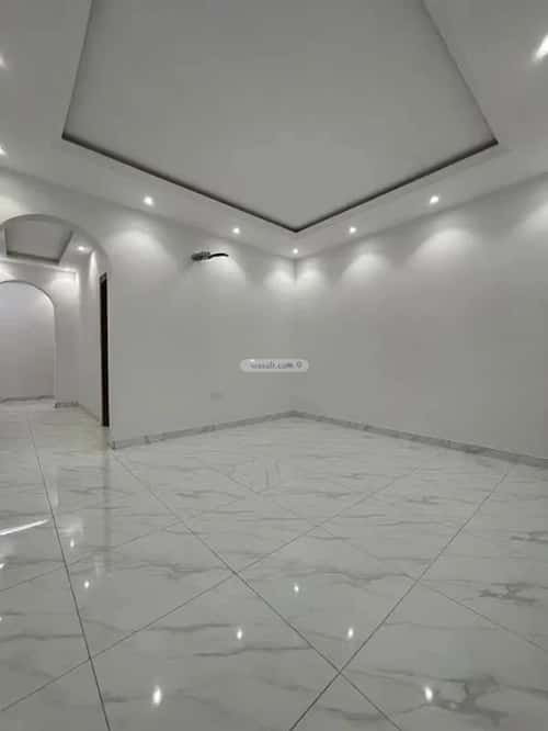 5 bedroom apartment in Al Marwa