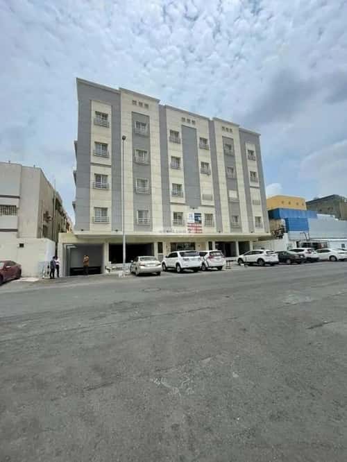 شقة ب 5 غرف العزيزية، شمال جدة، جدة