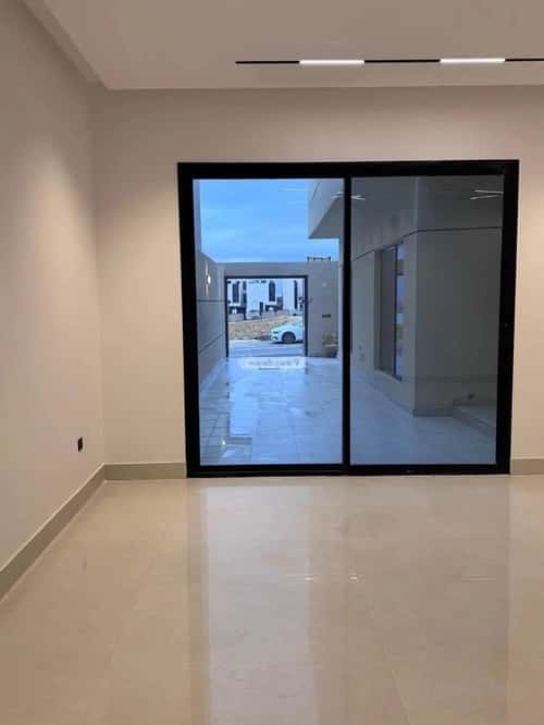 4 bedroom villa in Al Mahdiyyah