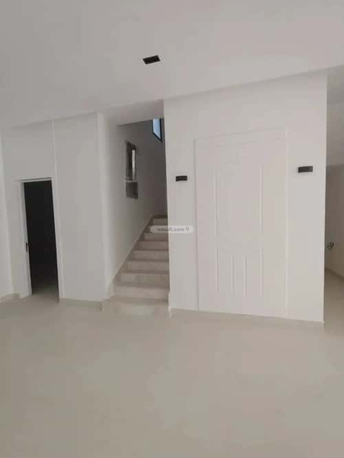 Villa 300 SQM Facing West on 15m Width Street Al-Khaleej, East Riyadh, Riyadh