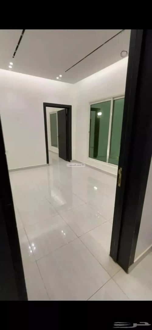 فيلا 312 متر مربع شرقية على شارع 18م النظيم، شرق الرياض، الرياض