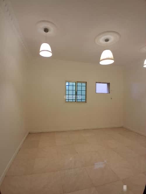 دور 429 متر مربع ب 5 غرف النهضة، شرق الرياض، الرياض