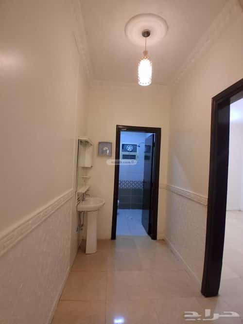 Floor 429 SQM with 5 Bedrooms An-Nahdah, East Riyadh, Riyadh