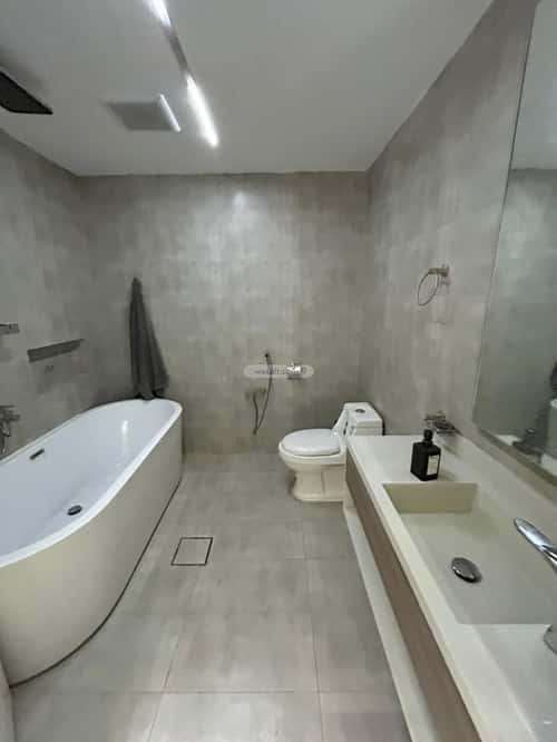 Apartment with 3 Bedrooms King Faisal, East Riyadh, Riyadh