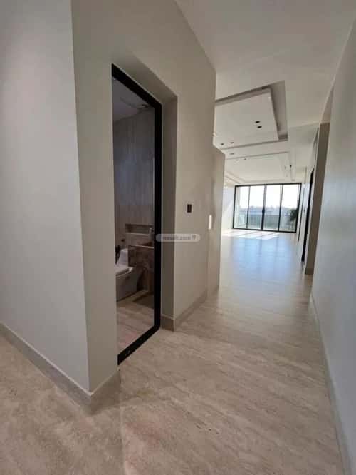 Apartment with 4 Bedrooms Al Jamayeen, Aldammam