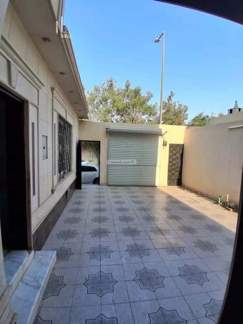 Villa 375 SQM Facing North with 7 Bedrooms Al-Khaleej, East Riyadh, Riyadh