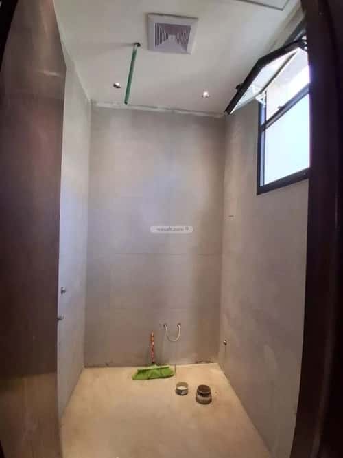 Villa 171 SQM Facing East with 5 Bedrooms An-Nahdah, East Riyadh, Riyadh