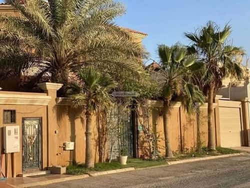 فيلا 600 متر مربع غربية على شارع 30م التحلية، الخبر