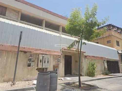 فيلا 400 متر مربع جنوبية على شارع 10م البديع، الدمام