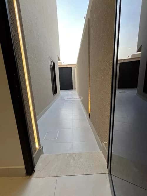 Floor 161 SQM with 5 Bedrooms Shubra, West Riyadh, Riyadh