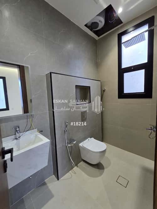 Apartment with 4 Bedrooms Al-Maizaliyah, East Riyadh, Riyadh