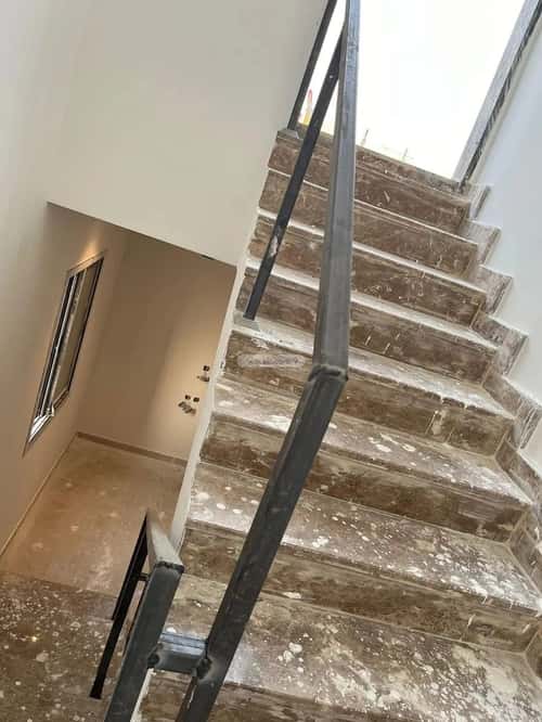 6 bedroom villa in Al Mahdiyyah