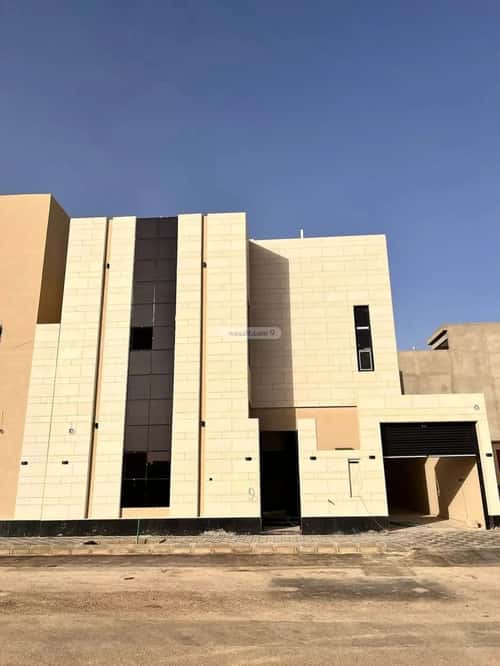 Villa 365 SQM Facing North West on 20m Width Street Al-Mahdiyah, West Riyadh, Riyadh