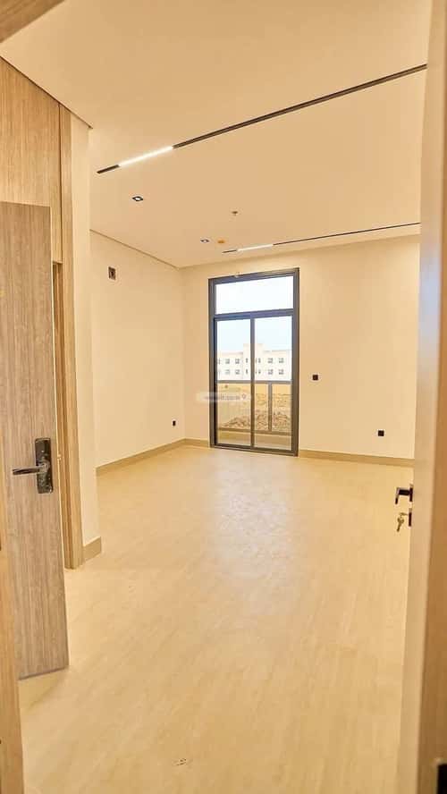 Building 899 SQM Facing North Al-Mahdiyah, West Riyadh, Riyadh