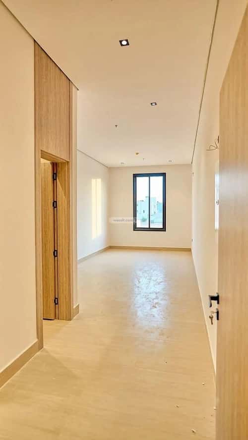 Building 899 SQM Facing North Al-Mahdiyah, West Riyadh, Riyadh