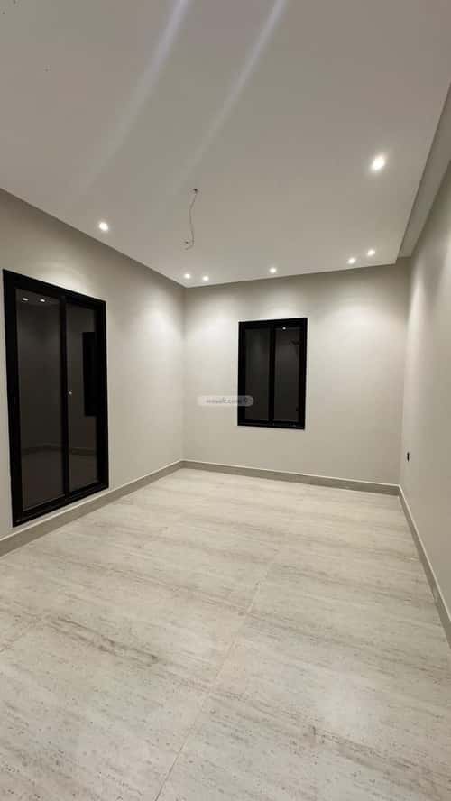 Villa 384 SQM Facing West on 24m Width Street King Fahad Dist, Aldammam