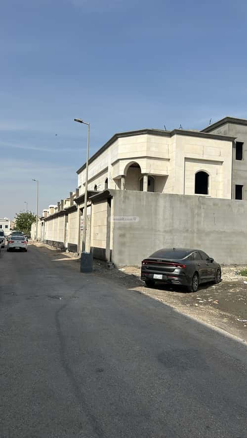 فيلا 1200 متر مربع غربية على شارع 15م الشعلة، الدمام