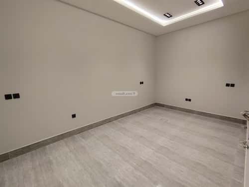 5 bedroom floor in Al Rimal