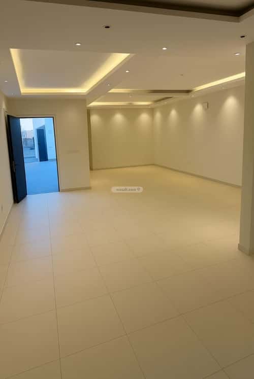 فيلا 350 متر مربع واجهة شمالية ب 4 غرف عريض، جنوب الرياض، الرياض