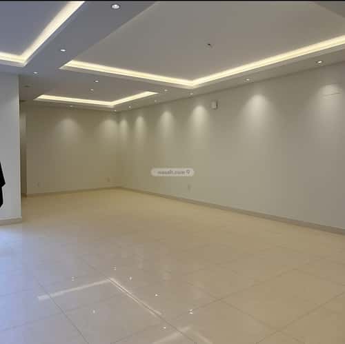 فيلا 350 متر مربع واجهة شمالية ب 4 غرف عريض، جنوب الرياض، الرياض