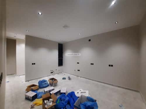 Floor 258 SQM with 5 Bedrooms Dahiat Namar, West Riyadh, Riyadh